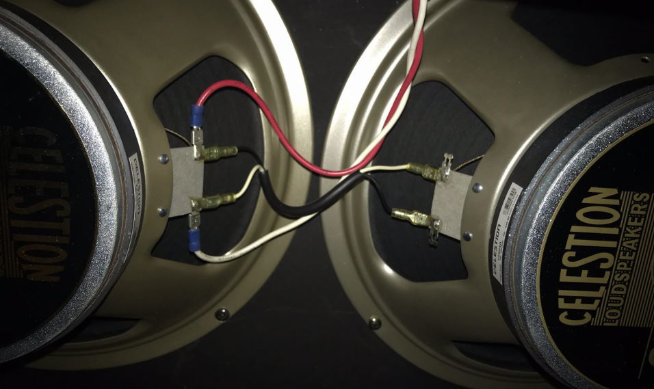 How to Wire Speakers in Parallel 